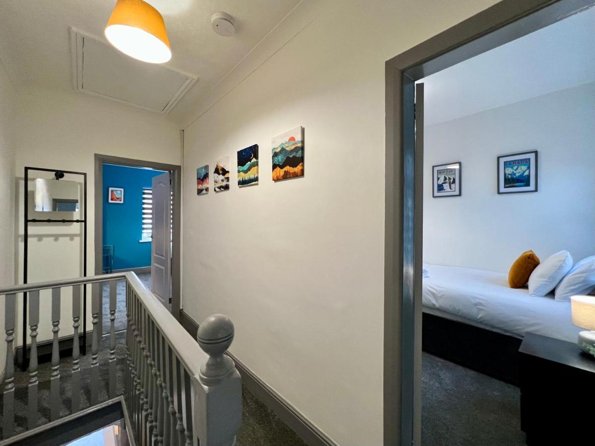 Bramhall House - Great For Contractors Or Family Holidays Клийторпс Екстериор снимка